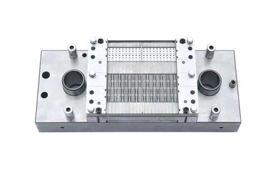 고 정밀 Molding 폼 트림 폼 폼 고 효율성 착용 증거
